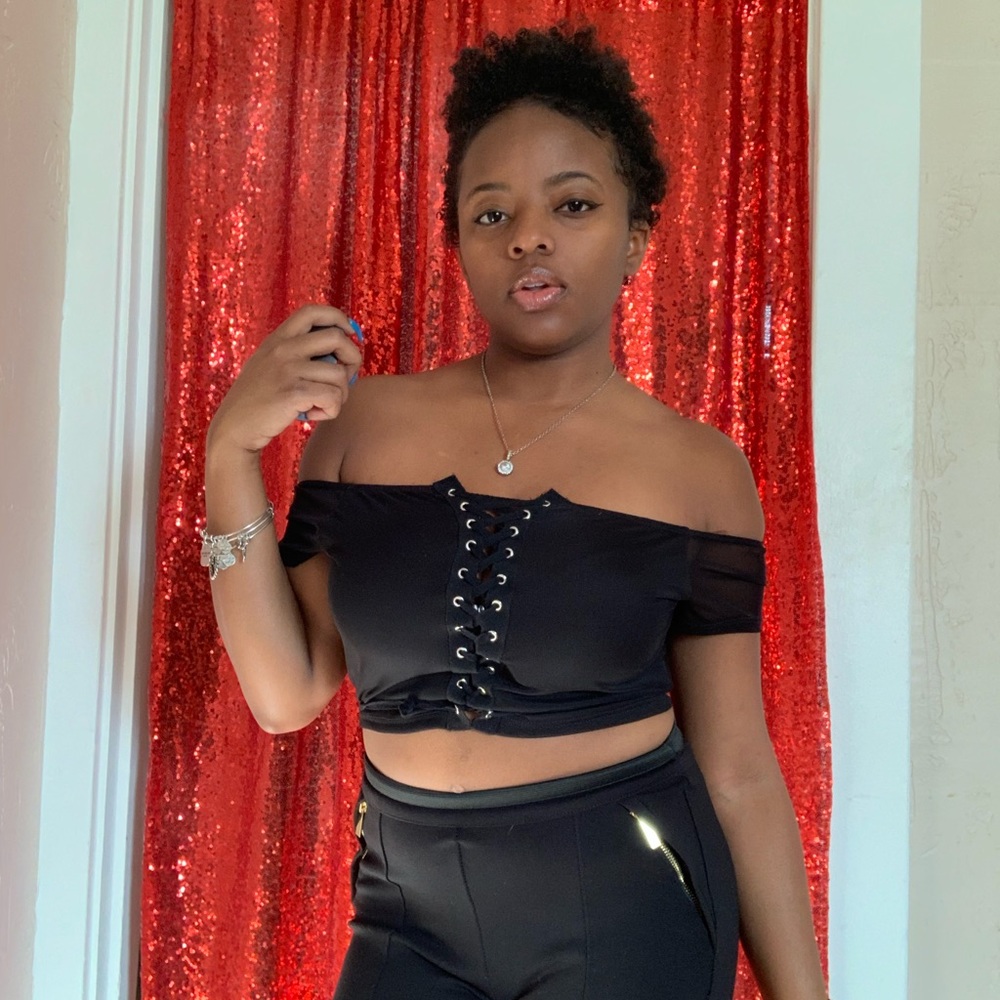 LAce up front crop top